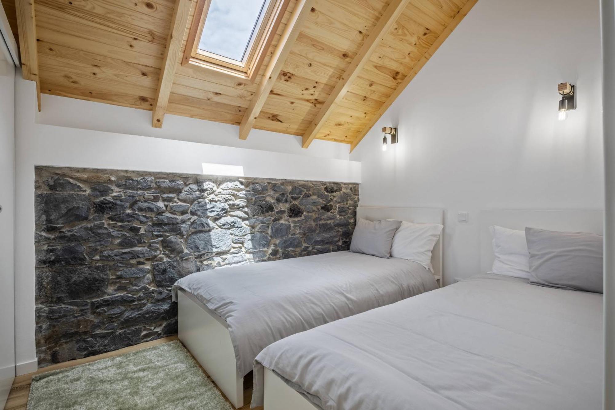 Mountain Retreat By Madeira Sun Travel Vila Porto Moniz Exterior foto